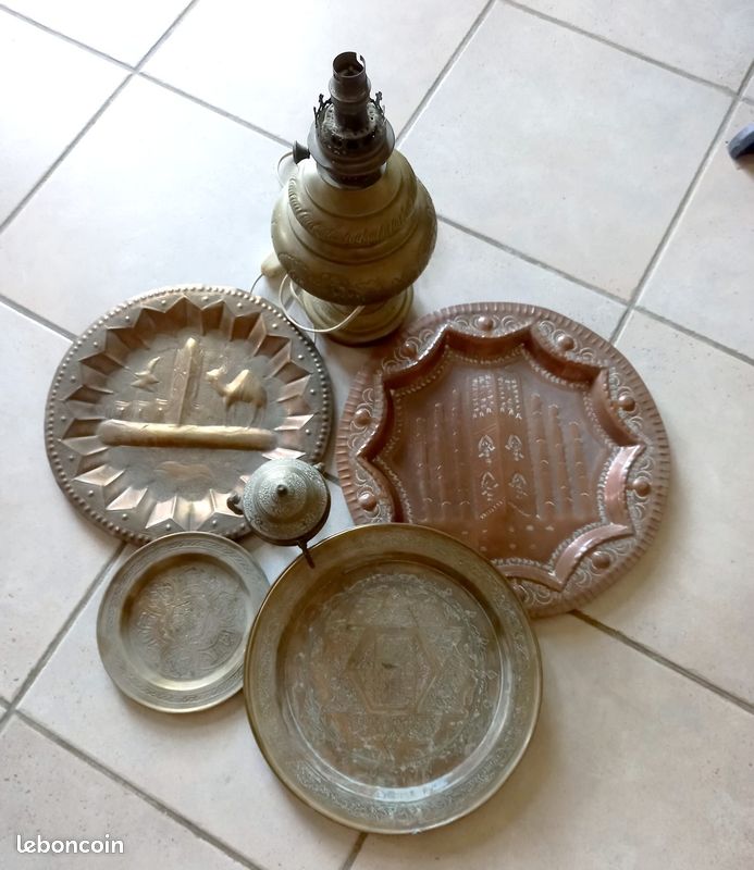Lot d'objets anciens orientaux début XX° (image 1)