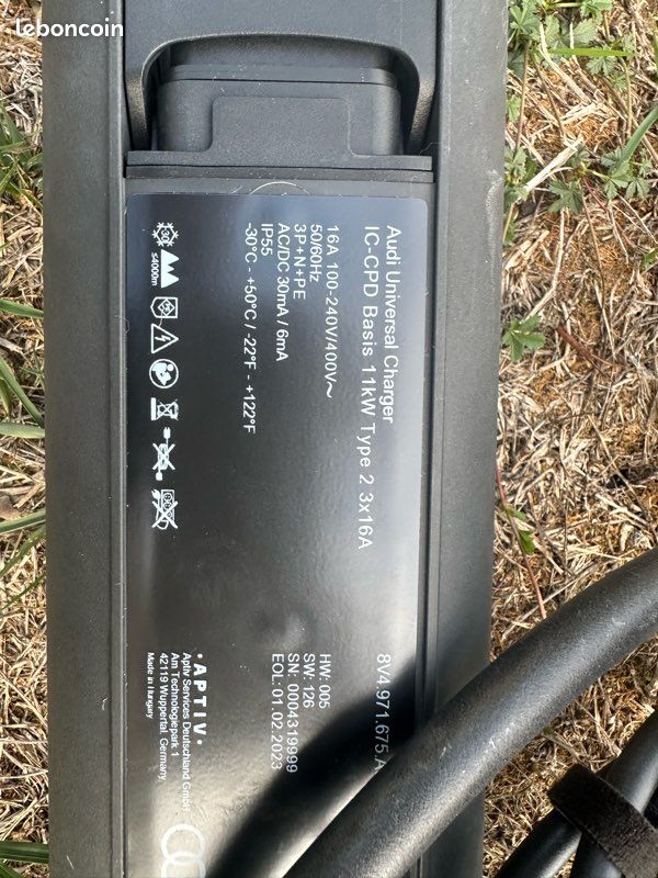 Câble de recharge Audi E-tron 11 kW 3x16A prise domestique (image 2)
