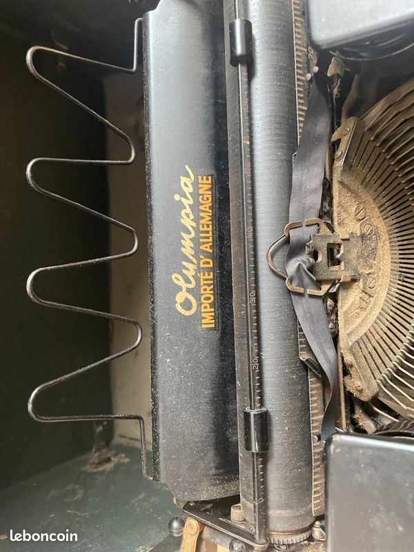 Machine à écrire Olympia (image 2)
