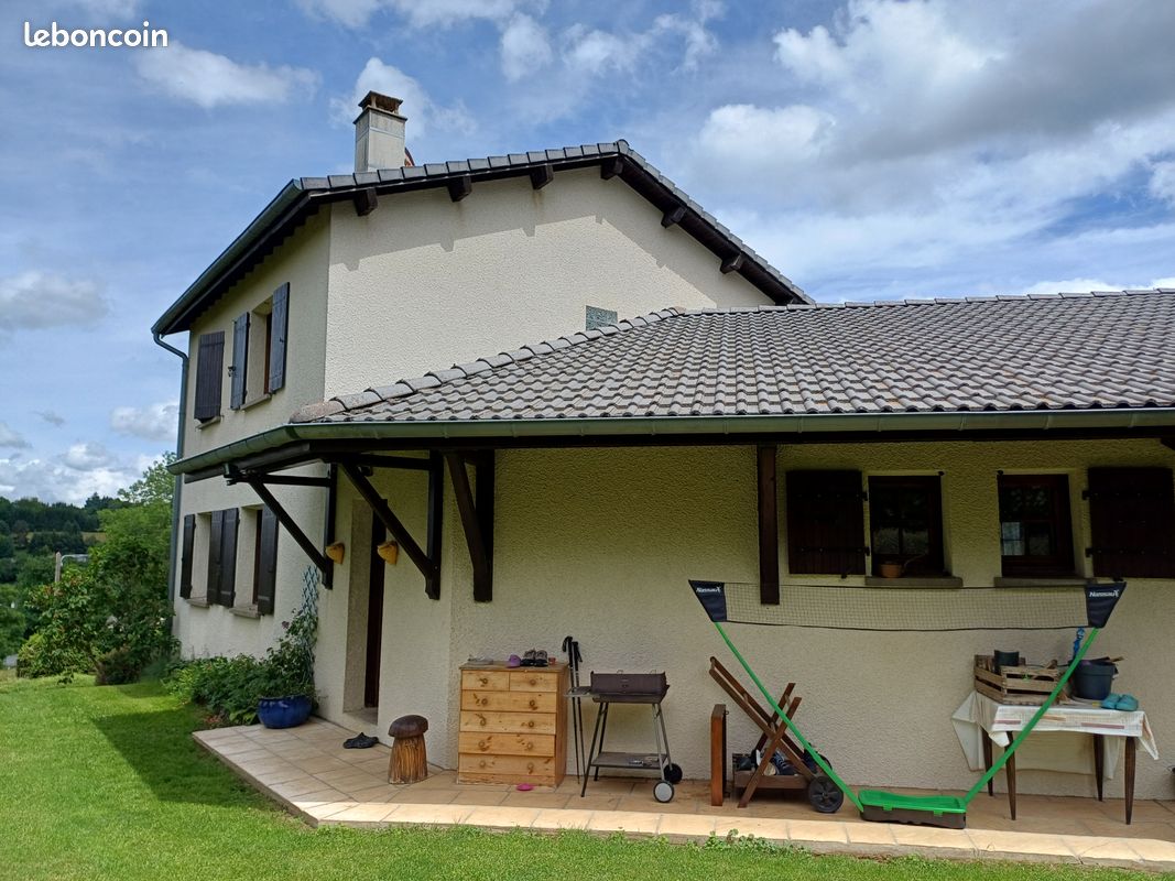 Maison 7 pièces 199 m² · à Saint-Jeures · 199 m² · 291 000 €