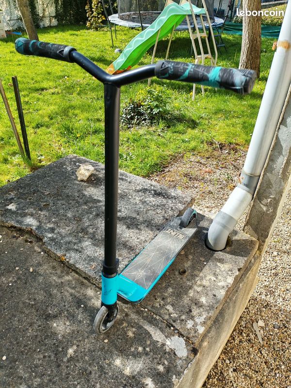 Trottinette Cascade Blunt One S3 Complète – Turquoise, Hauteur 78cm, Roues 110mm (neuf)