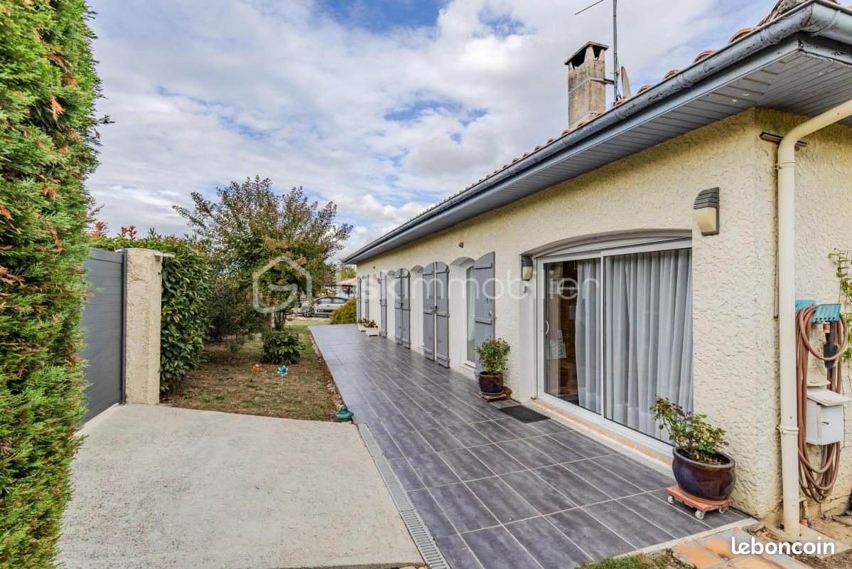 Maison 5 pièces 111 m² · à Salleboeuf · 111 m² · 368 000 €