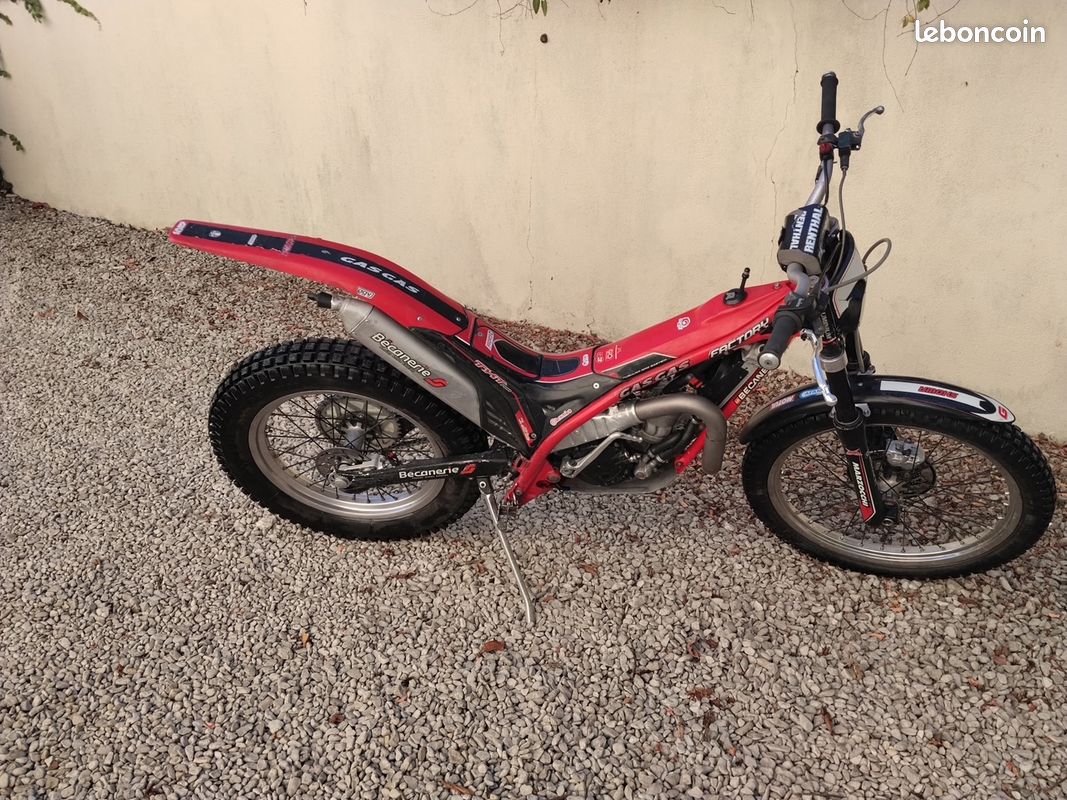 Moto de trial Gas Gas 125cm3 - Année 2010 (image 2)