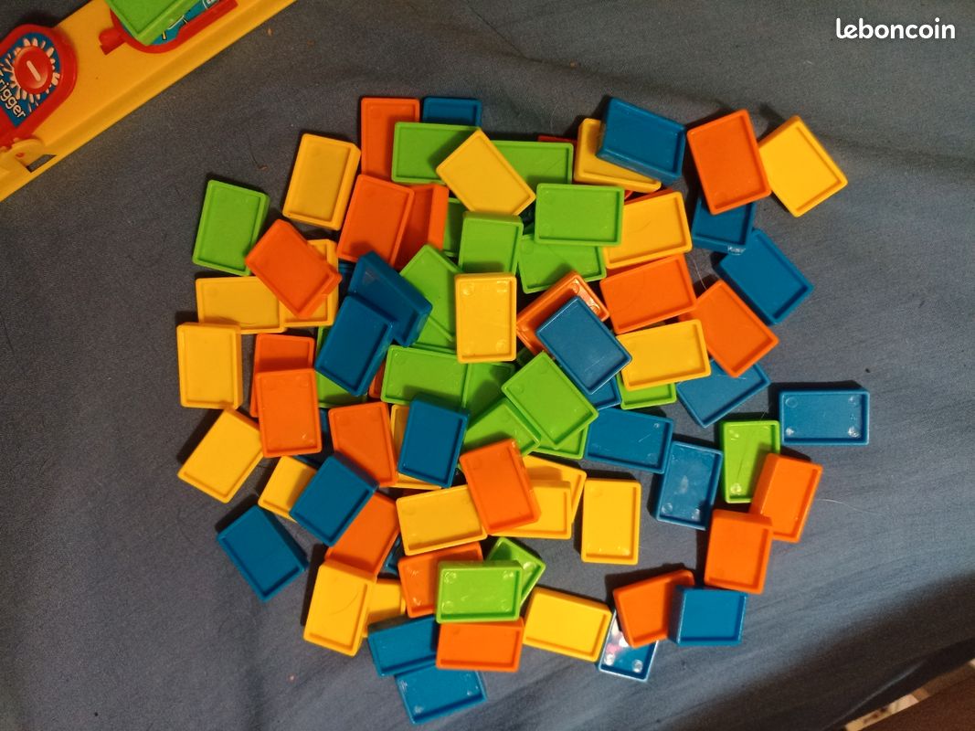 Domino (image 4)