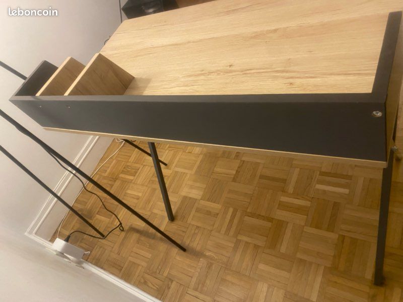 Bureau (image 2)