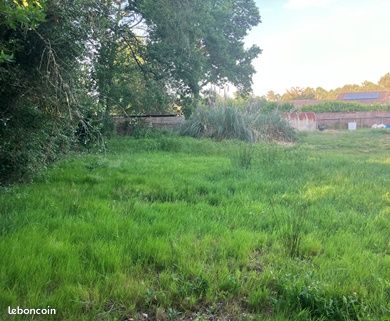 Terrain 1 120 m² Salles · 174 000 €