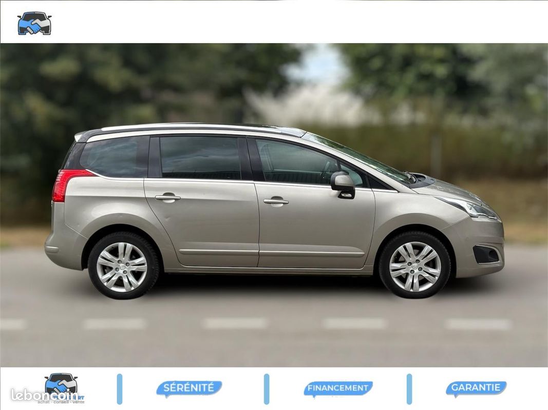 PEUGEOT 5008 1.6 BlueHDi - 120 GARANTIE 2 ANS OFFERT - 7 Places Allure (image 5)