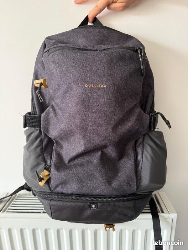 arpenaz 20l hiking backpack 100 2 bottle holders and a separator for a 15” PC or water bladder. Ready for those crisp, clear