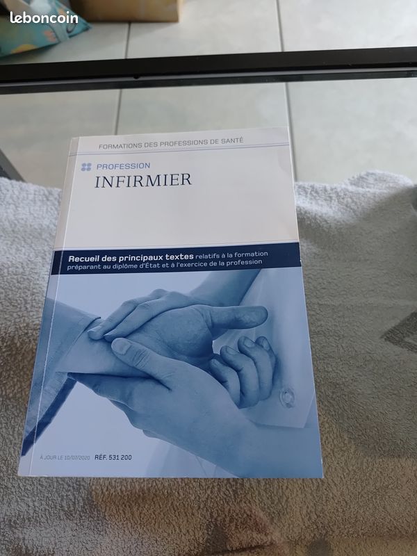 Livre "profession infirmier", recueil des principaux textes (image 1)