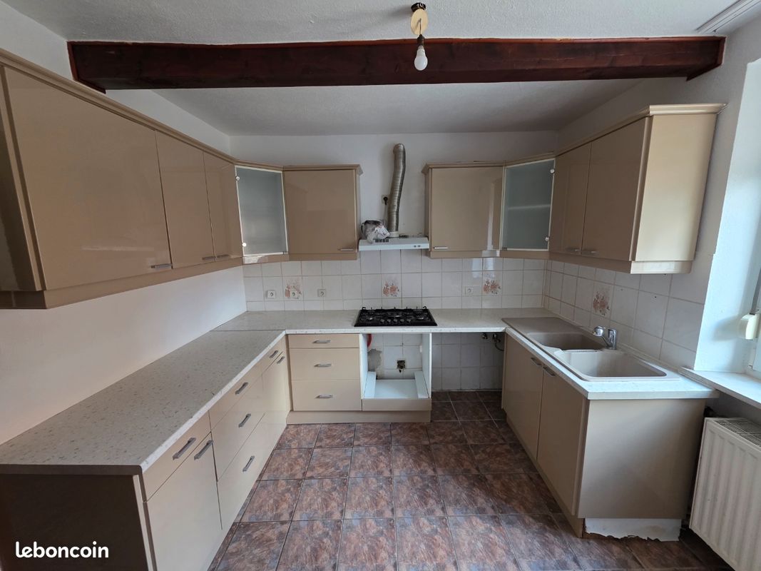 Appartement 4 pièces 93 m² · à Bouxwiller · 93 m² · 650 €
