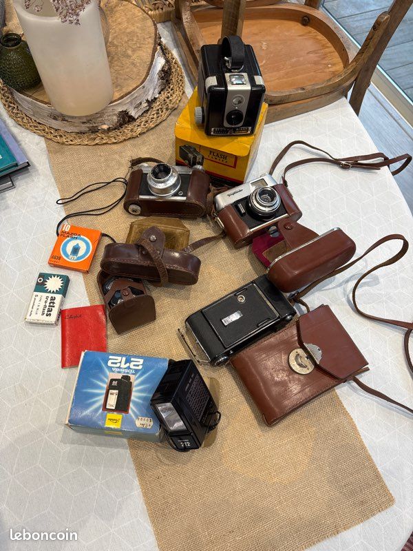 Lot De 10 Appareils Photos Anciens – Pour Collection Ou Décoration