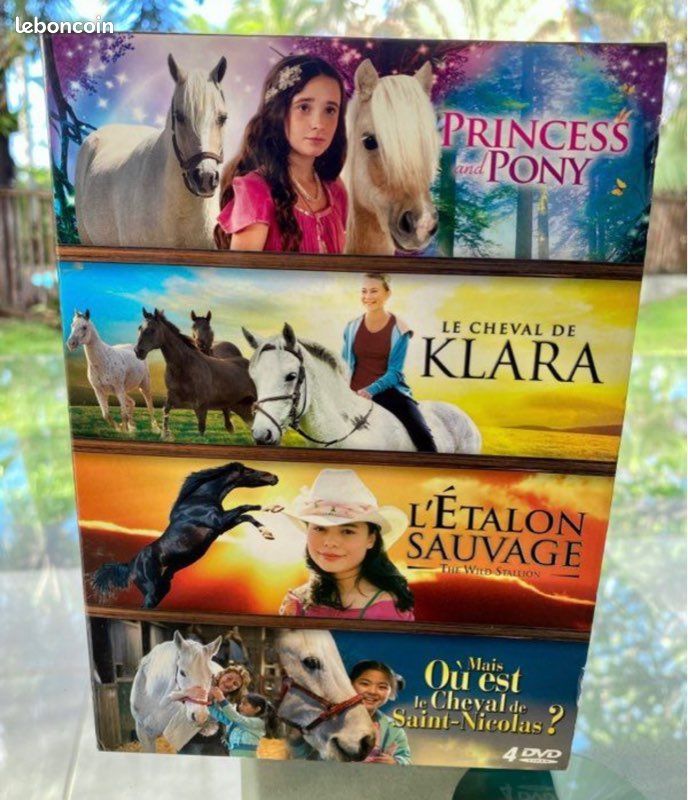 Coffret DVD de 4 films sur les chevaux (image 1)