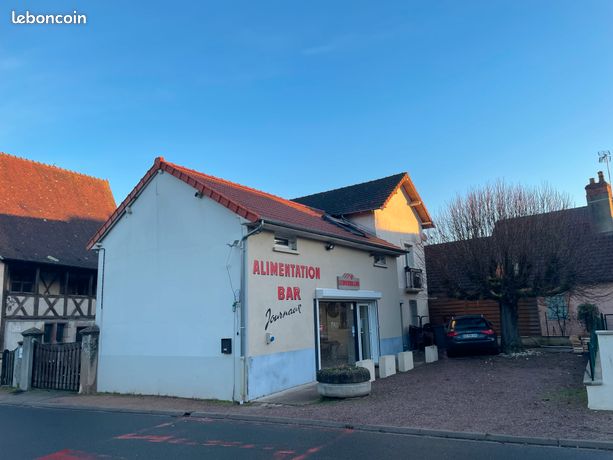 Investissement locatif : Appartement 65m2 et Commerce 70m2