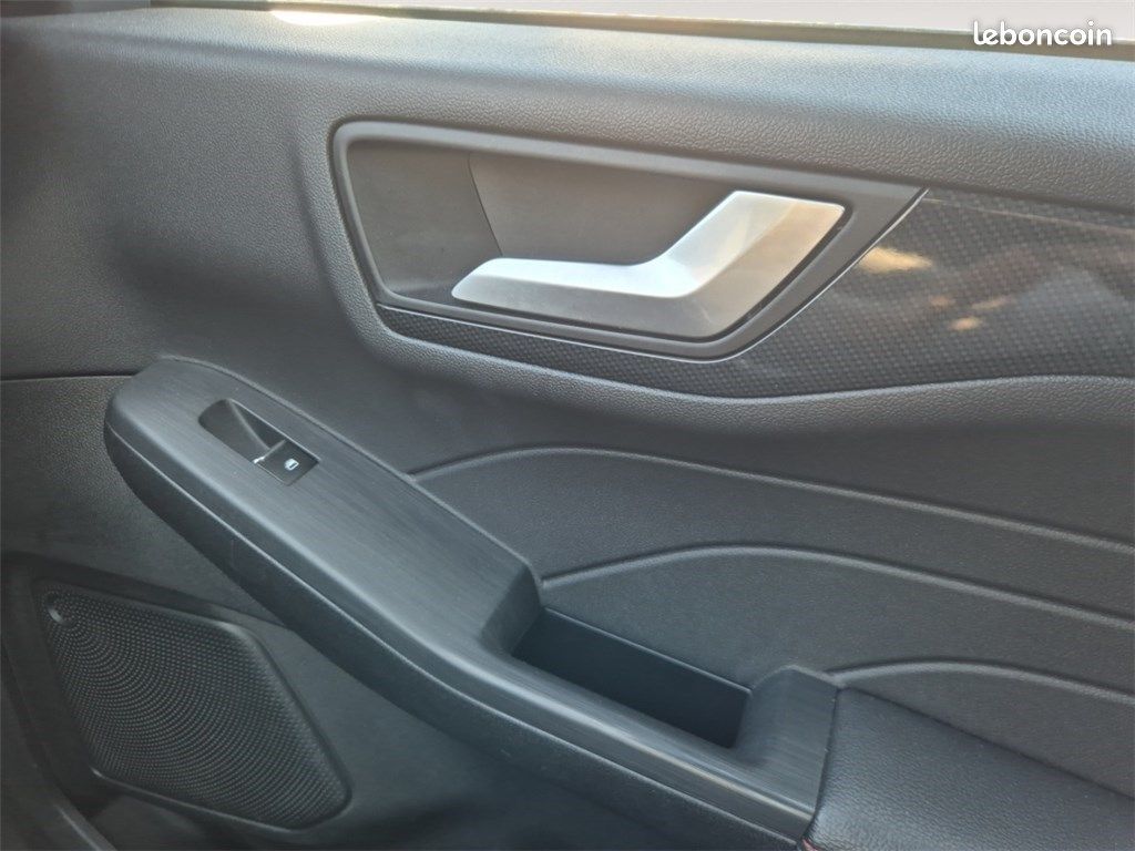 Ford Kuga III 2.5 DURATEC 225 CH PHEV POWERSHIFT ST-Line (image 15)