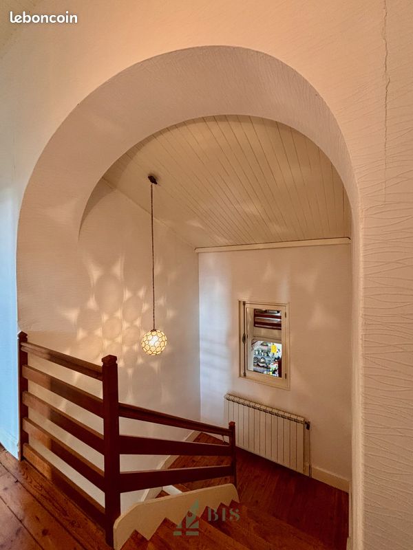 Maison 6 pièces 140 m² (image 9)