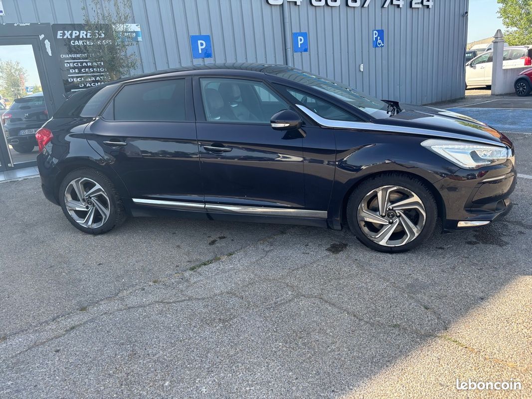 DS ds5 hybrid4 4x4 suv (image 4)