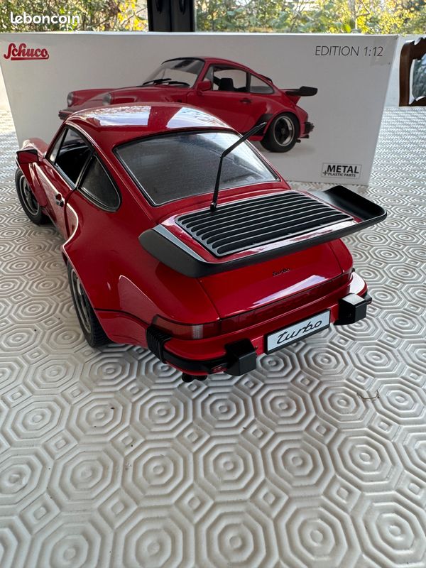 Schuco Porsche Turbo 930 Blanc 1