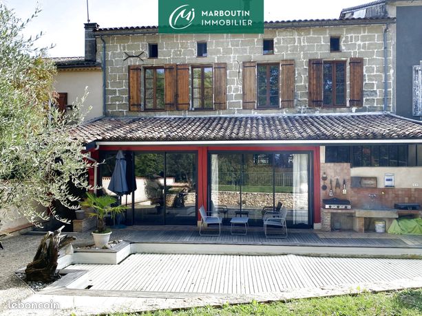 Maison 10 pièces 342 m²