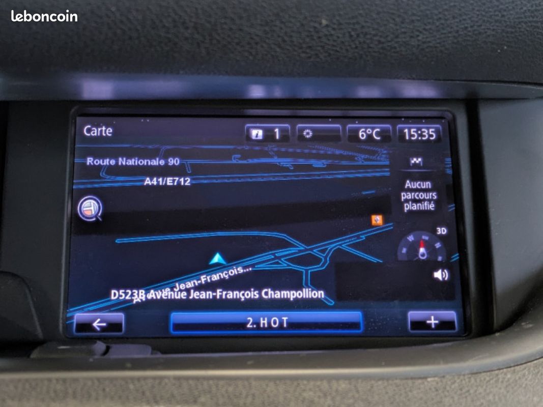RENAULT SCENIC III TCe 130cv Energy Bose Edition / GPS / Caméra de recul / Bluetooth (image 11)