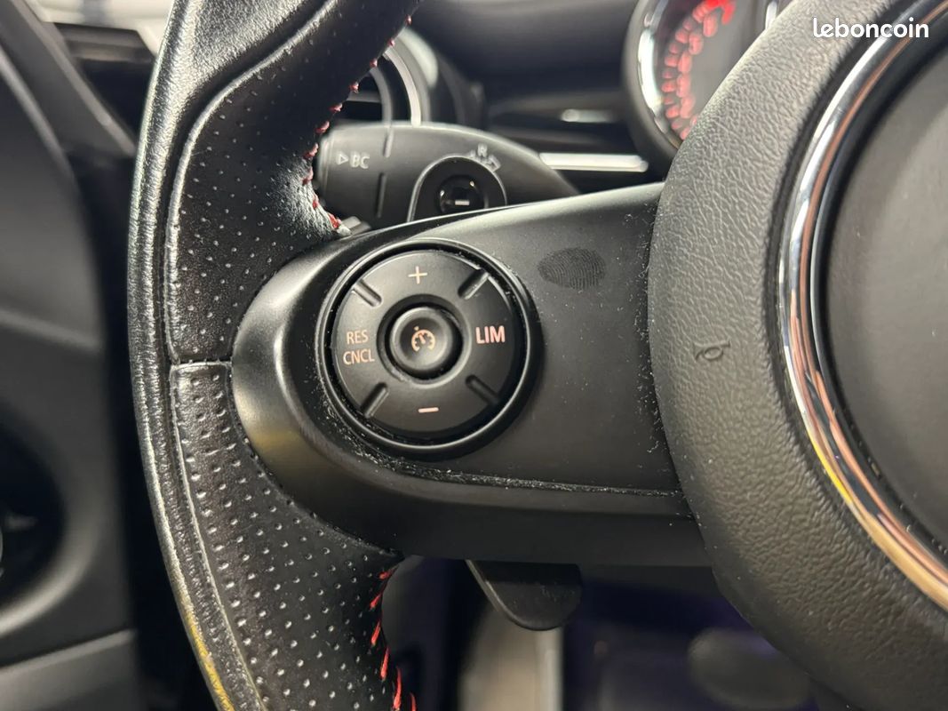 MINI Cooper S 2.0L 192ch Edition Greenwich - Toit ouvrant - Suivi complet - Bande blanche Fournie neuve - 2020 (image 23)
