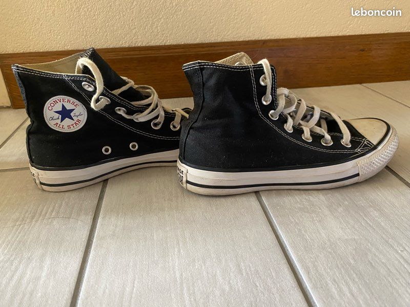 Converse (image 1)