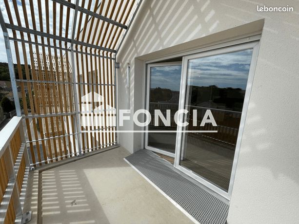 https://img.leboncoin.fr/api/v1/lbcpb1/images/9e/72/5f/9e725f6b5dba6eacb9acfc4f19b59fd67d018fc3.jpg?rule=ad-image