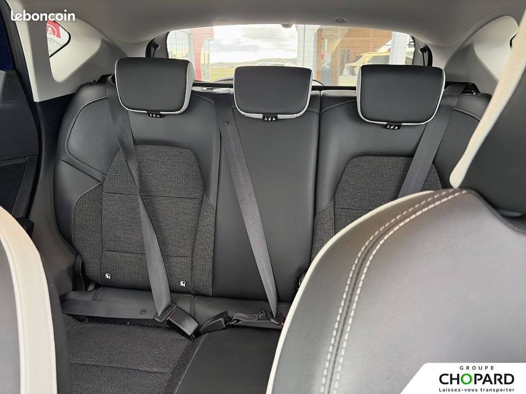 RENAULT Captur E-Tech hybride 145 Techno (image 19)