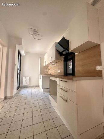 Appartement a louer saint-germain-en-laye - 4 pièce(s) - 103 m2 - Surfyn