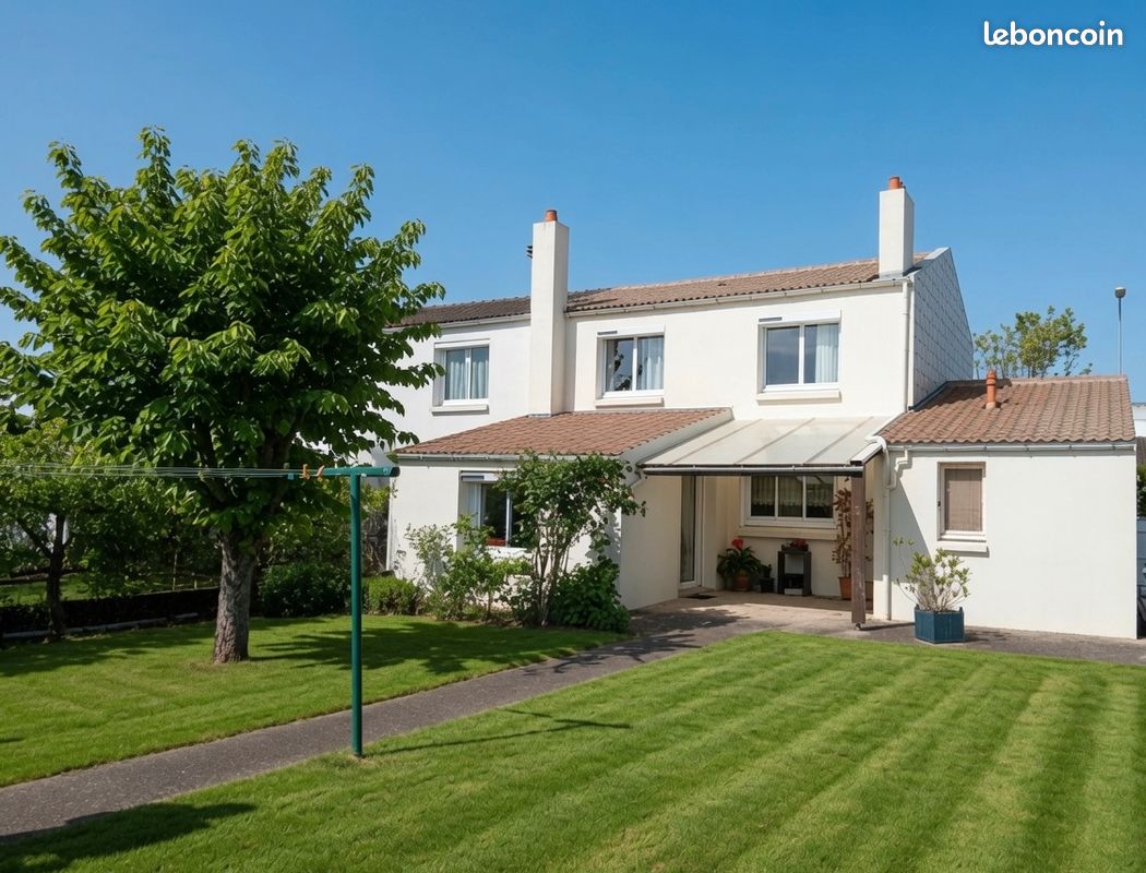 Maison 5 pièces 101 m² · à La Roche-sur-Yon · 101 m² · 220 000 €