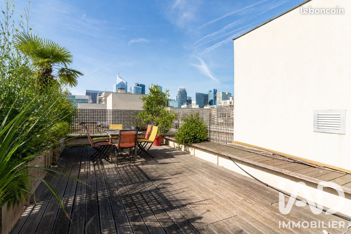 Appartement 4 pièces 123 m² · à Courbevoie · 123 m² · 980 000 €