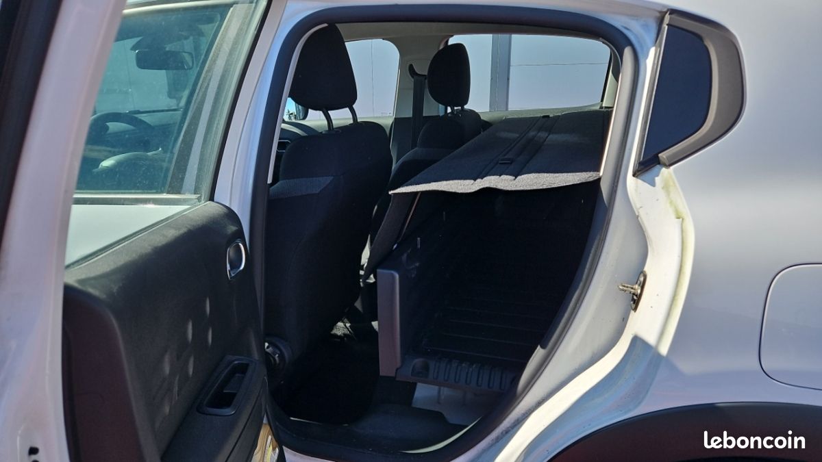 Citroën C3 SOCIETE BLUEHDI 100 SS BVM6 FEEL (image 10)