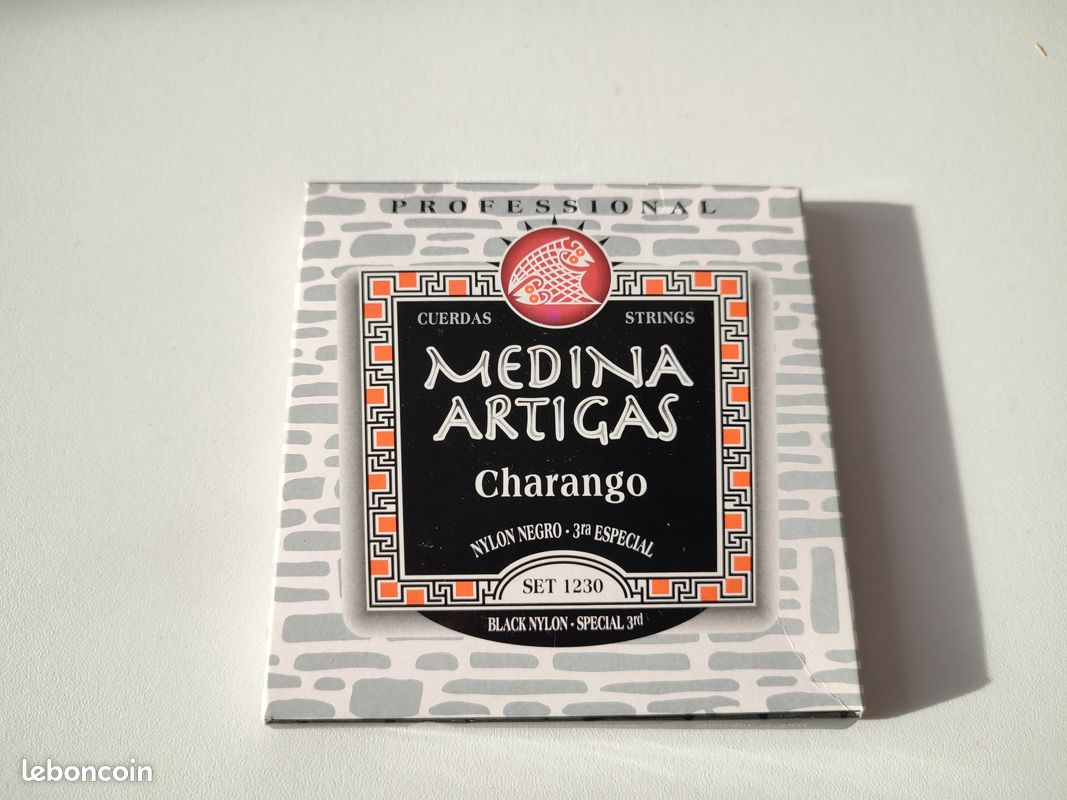 Cordes pour Ronroco et charango (image 2)