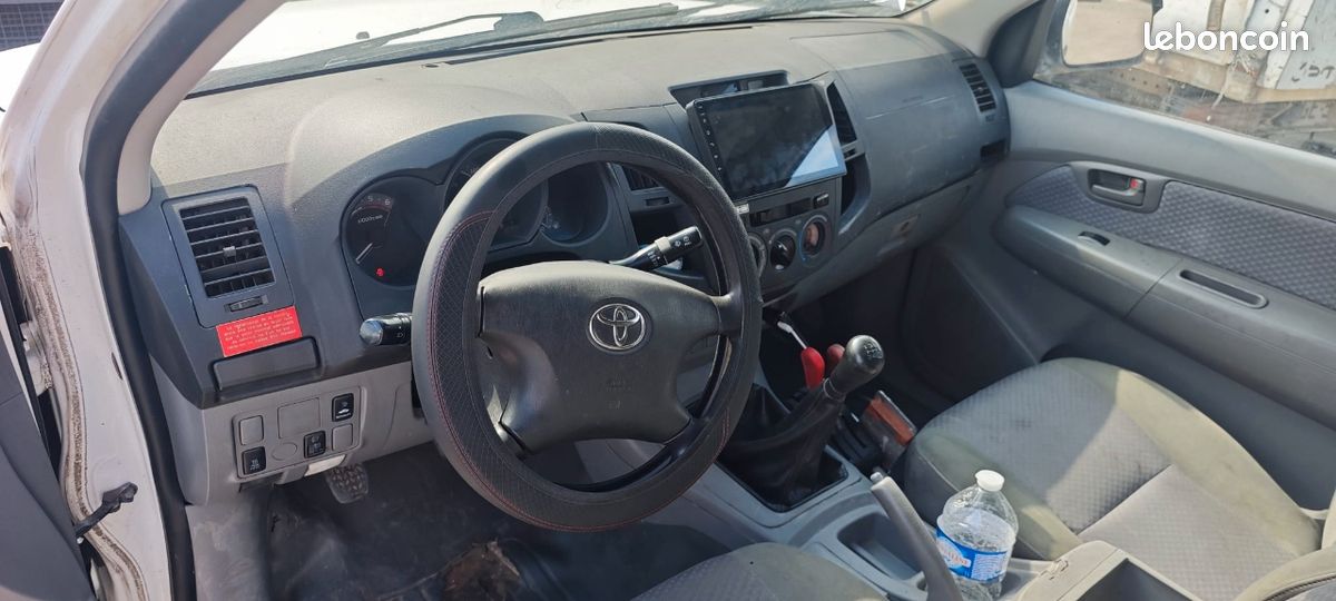 Camion Hydrocureur Toyota Hilux (image 2)