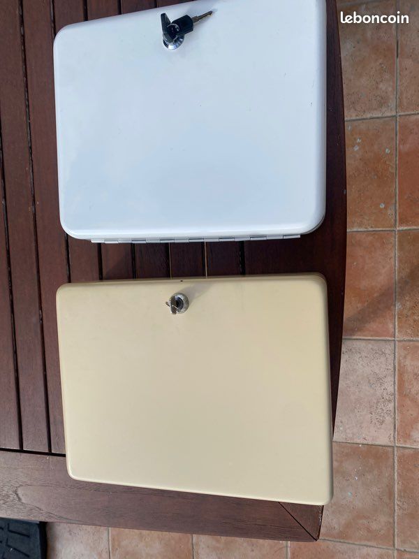2 armoires à clef (image 1)