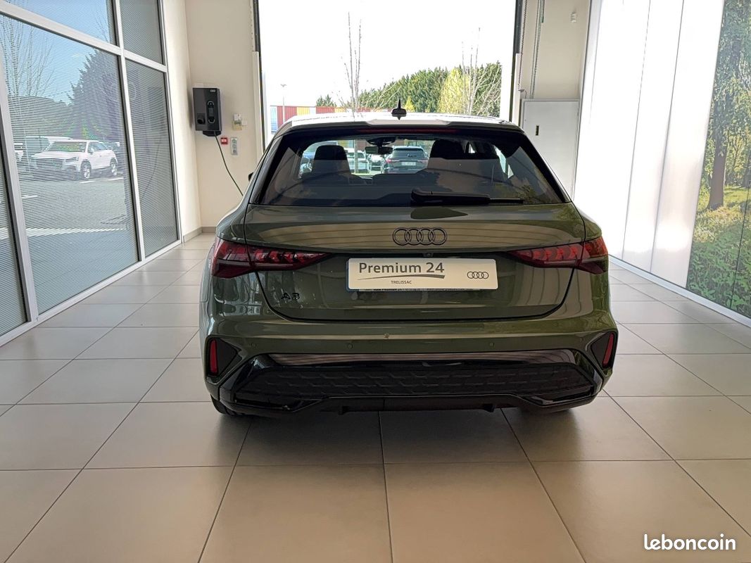 AUDI A3 Sportback 40 TFSI e Hybride rechargeable 204 S tronic 6 S line (image 10)