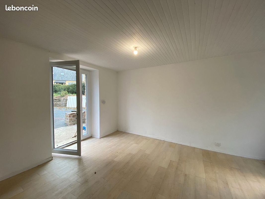Maison 4 pièces 94 m² · à Le Drennec · 94 m² · 880 €