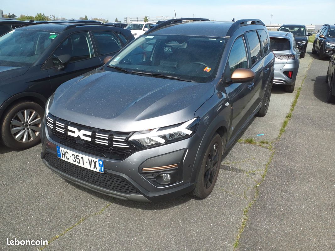 Dacia Jogger 1,2 TCE 110 CV BVM EXTREME+ PACK CONFORT + SIEGES 1,2 TCE 110 CV BVM6 EXTREME + PAC (image 1)