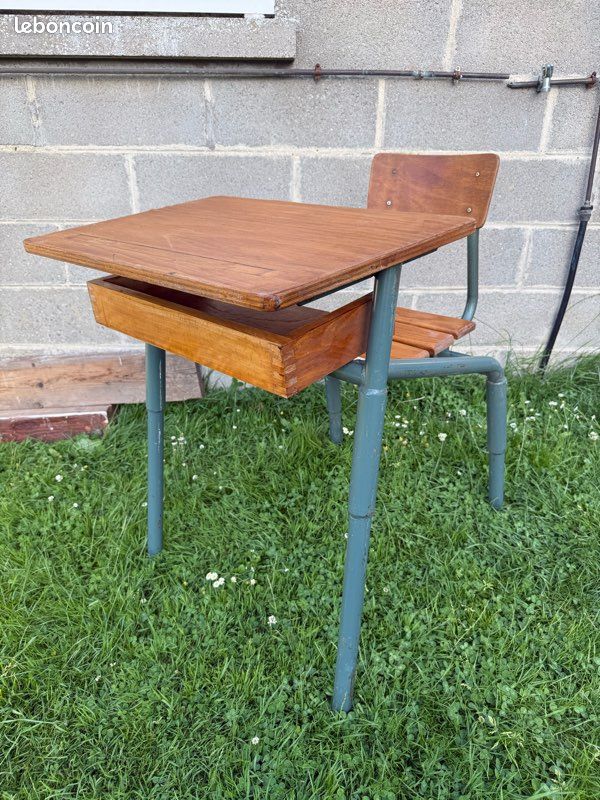 Table et chaises ancienne école (image 1)