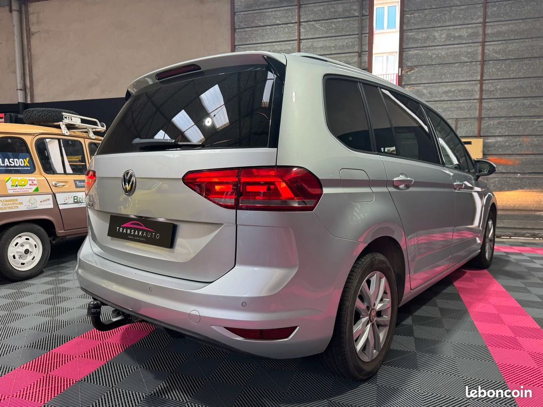 Volkswagen TOURAN 1.6 TDI 115cv DSG7 Confortline / Caméra de Recul / Régulateur de vitesse (image 5)