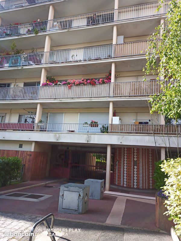 Appartement 1 pièce 27 m² · à Montreuil · 27 m² · 195 000 €