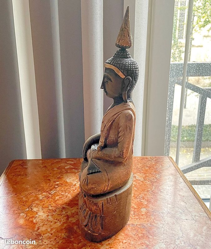 Bouddha en bois thaïlandais (image 2)