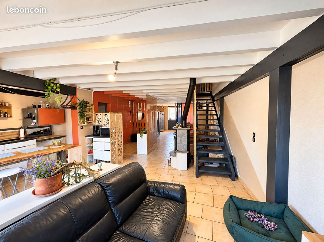 Appartement 4 pièces 124 m² · à Dampierre · 124 m² · 179 500 €