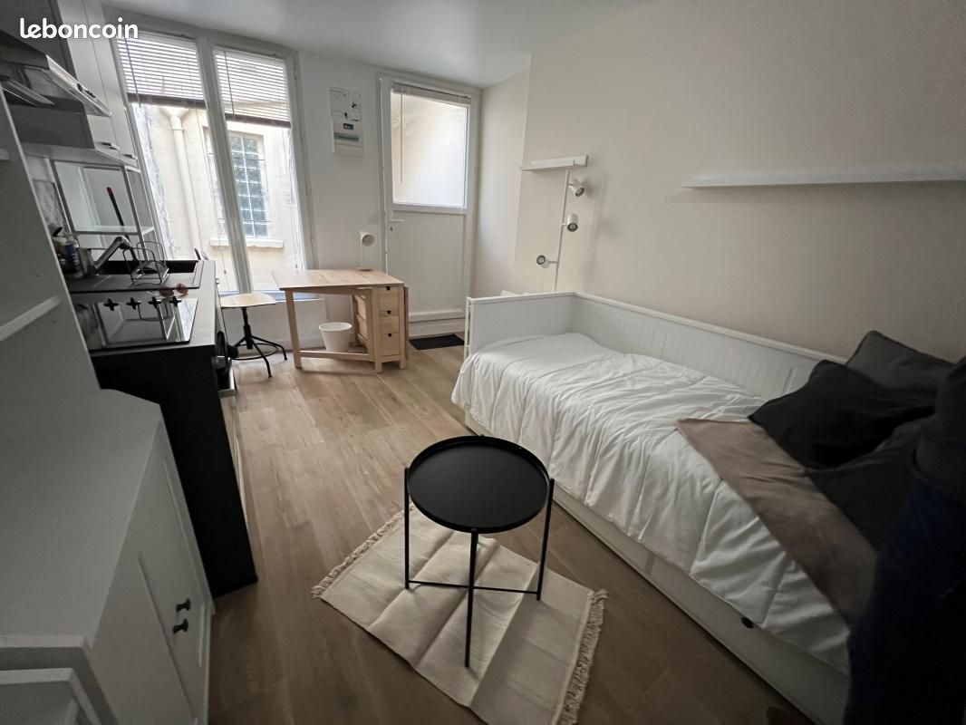 Appartement 1 pièce 15 m² · à Orléans · 15 m² · 450 €