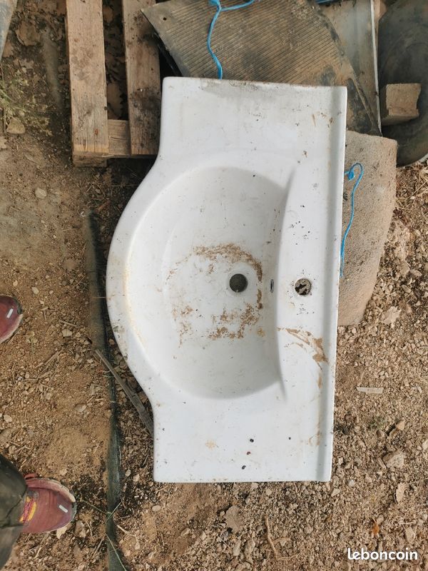 Lavabo bon état (image 1)