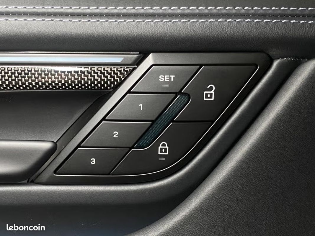 Porsche Macan II GTS 571 CH 100 KWH Gris ardoise Néo FULL LOA A PARTIR DE 1000  MOIS (image 30)