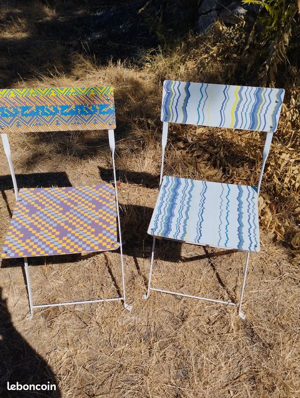 Chaises pliantes (image 1)