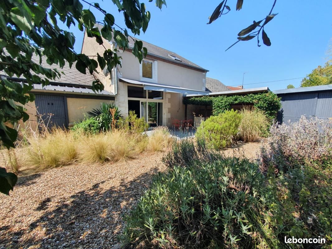 Maison 6 pièces 157 m² · à Fussy · 157 m² · 273 000 €