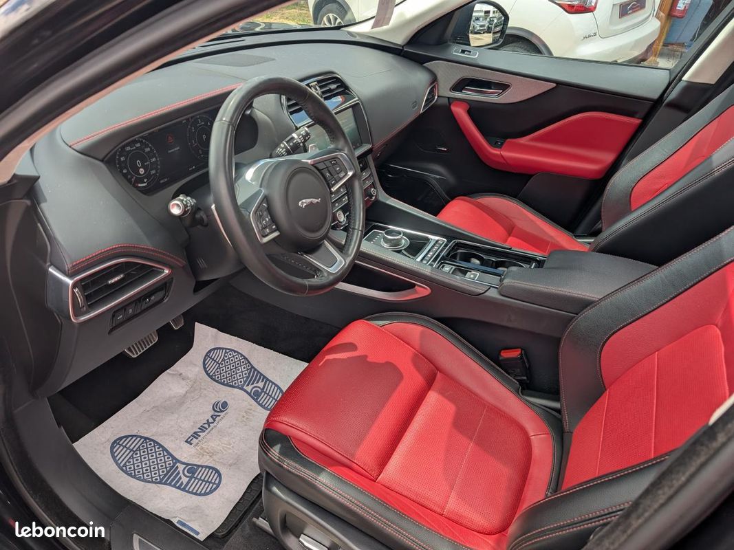 JAGUAR F-PACE 2.0 D - 180 - BVA - - AWD Chequered Flag (image 13)