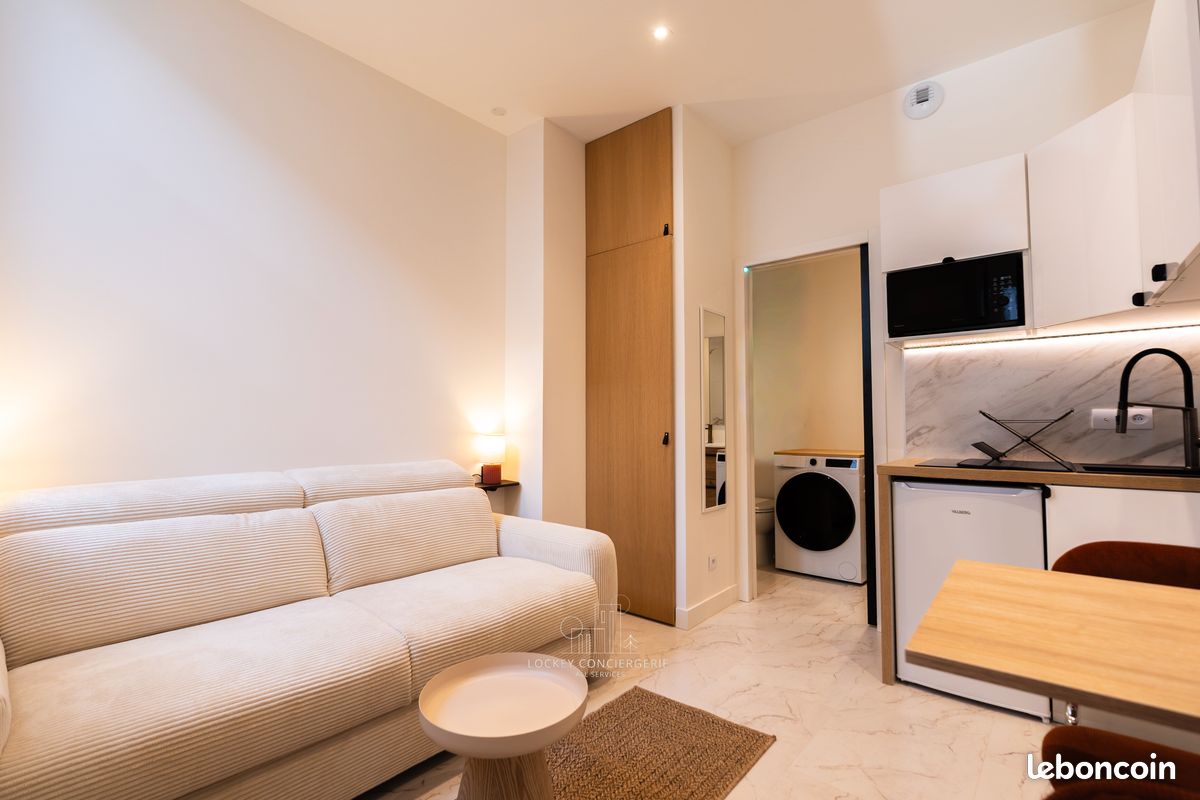 Appartement 1 pièce 14 m² · à La Rochelle · 14 m² · 990 €/mois