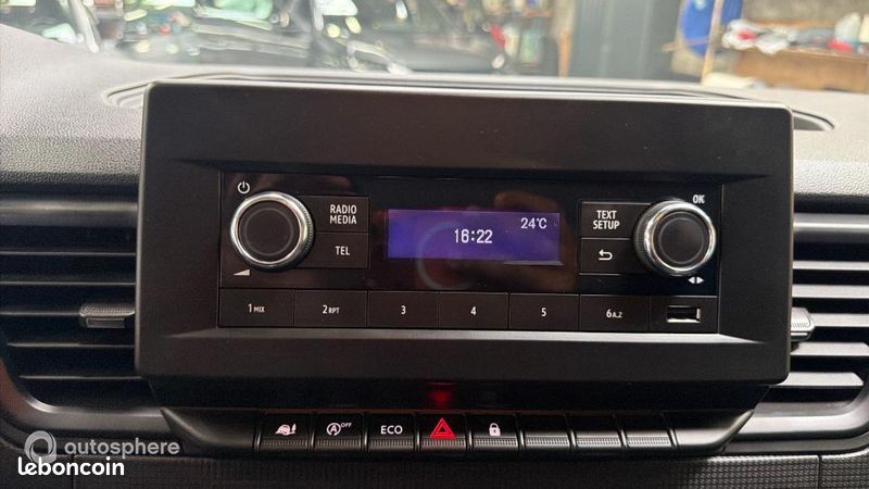 Renault Trafic Véhicule utilitaire ou Société L1H1 3T 2.0 Blue dCi 130ch Confort (image 18)